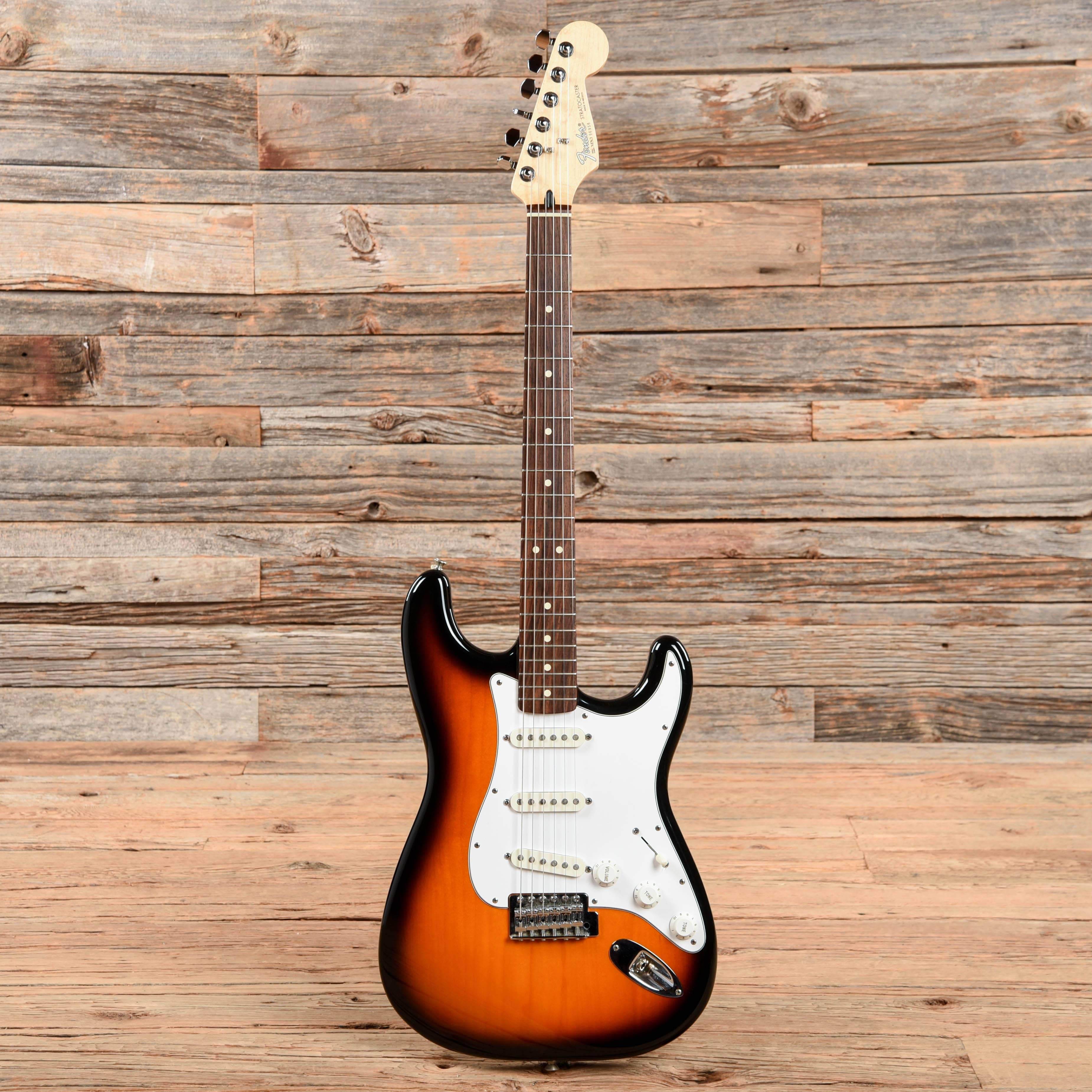Fender Standard Stratocaster Sunburst 1993 Electric Guitars / Solid Body