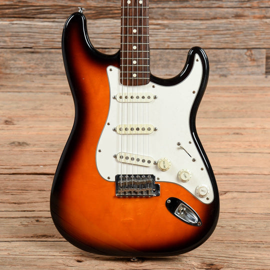 Fender Standard Stratocaster Sunburst 1995 Electric Guitars / Solid Body