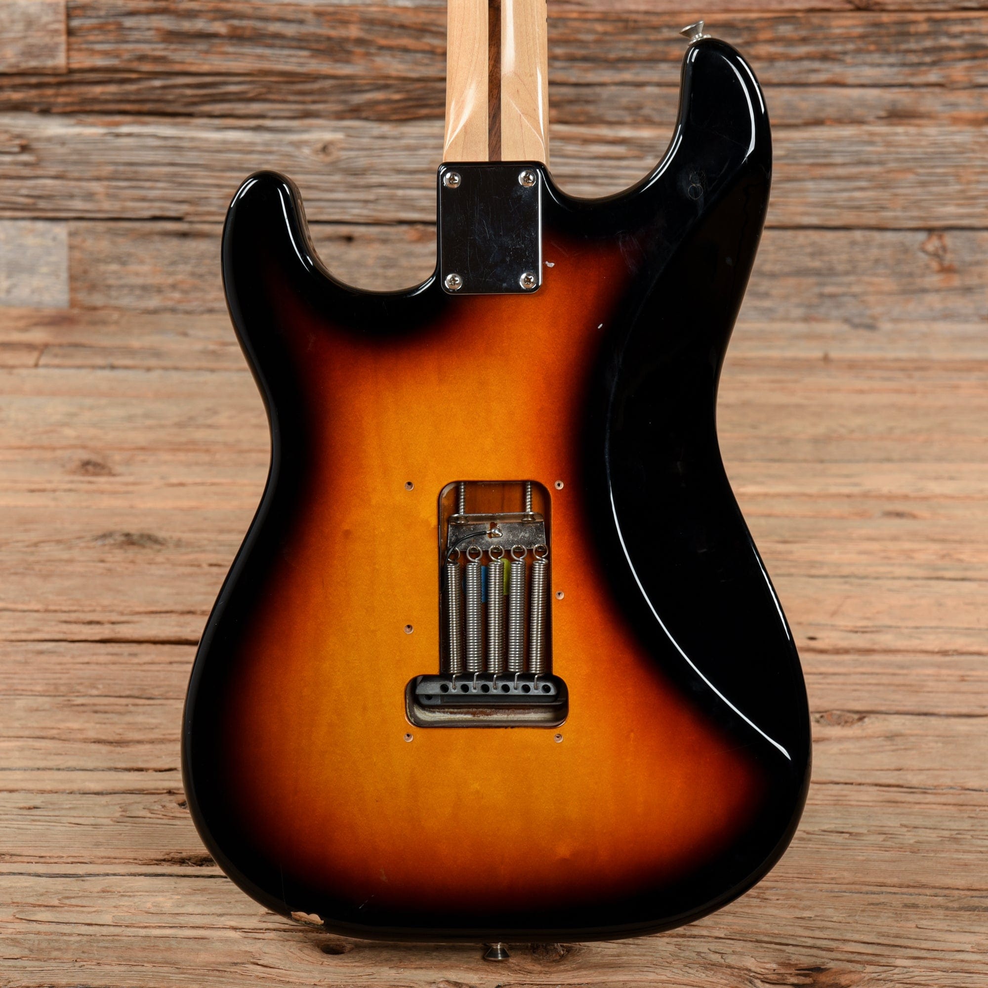 Fender Standard Stratocaster Sunburst 2001 Electric Guitars / Solid Body