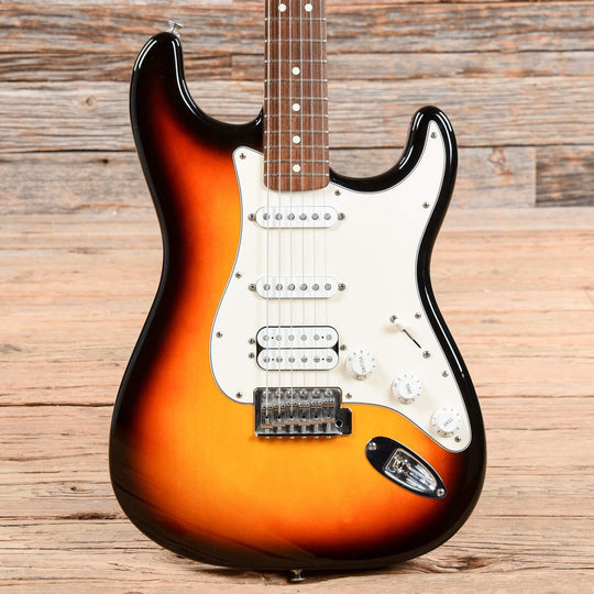 Fender Standard Stratocaster Sunburst 2002 Electric Guitars / Solid Body
