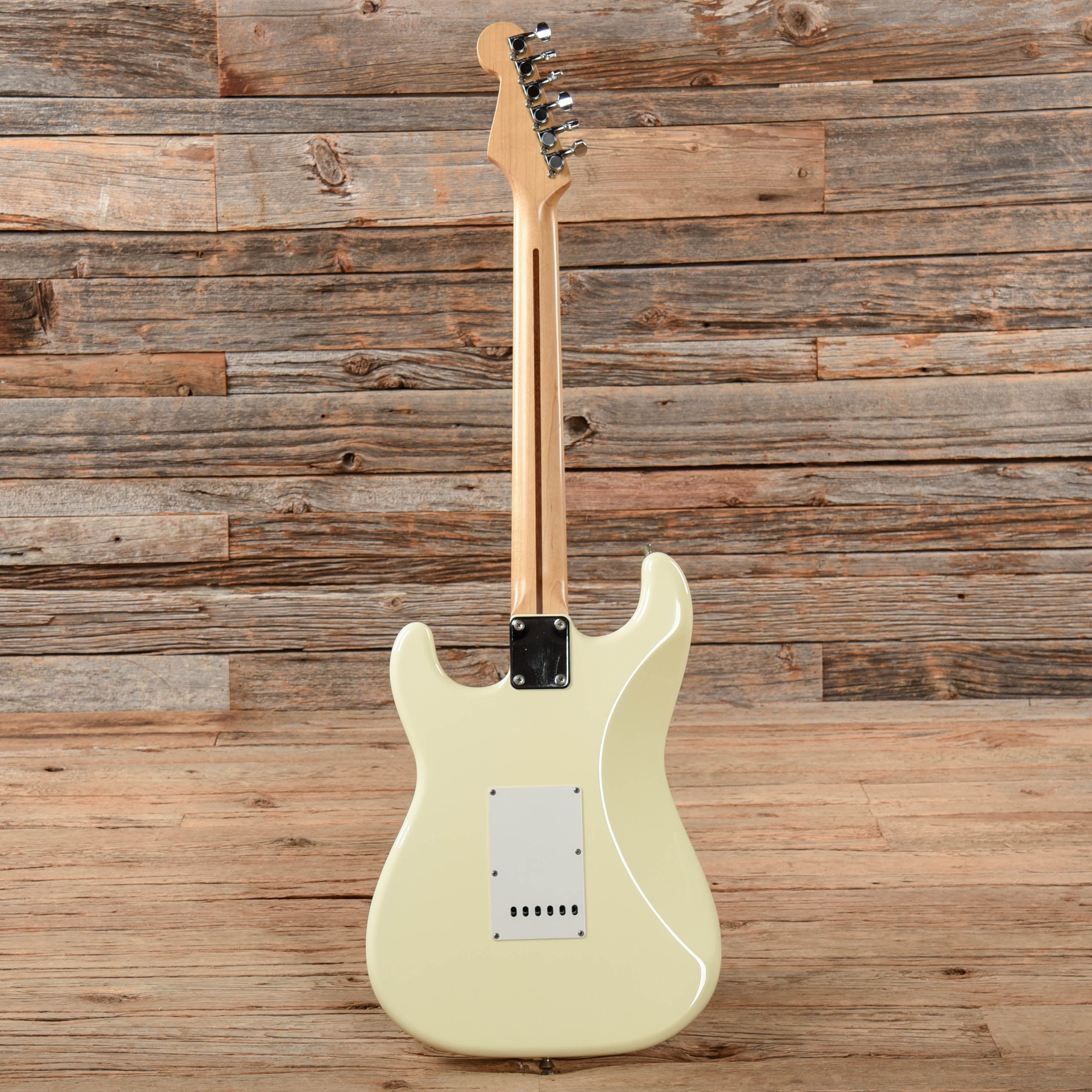 Fender Standard Stratocaster Vintage White 1989 Electric Guitars / Solid Body