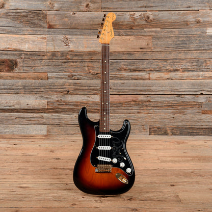 Fender Stevie Ray Vaughan Stratocaster 3-Tone Sunburst 2011 Electric Guitars / Solid Body