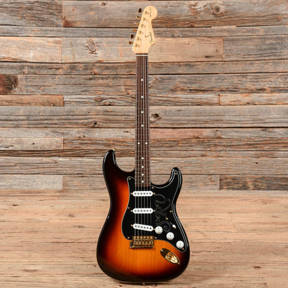 Fender Stevie Ray Vaughan Stratocaster Sunburst 2005 Electric Guitars / Solid Body