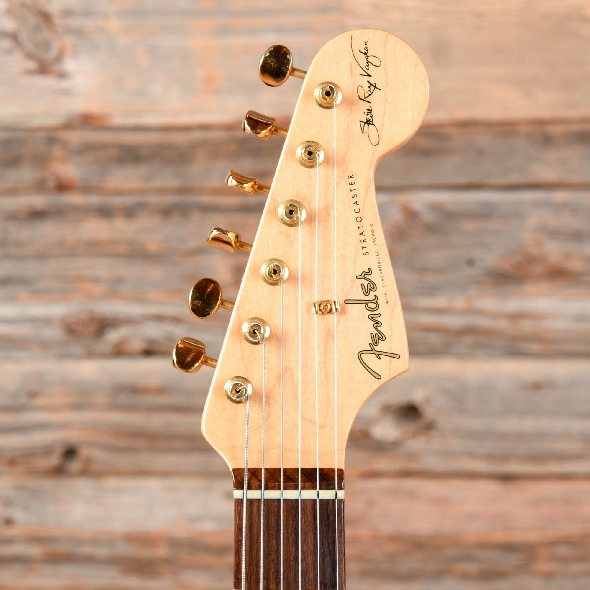 Fender Stevie Ray Vaughan Stratocaster Sunburst 2005 Electric Guitars / Solid Body