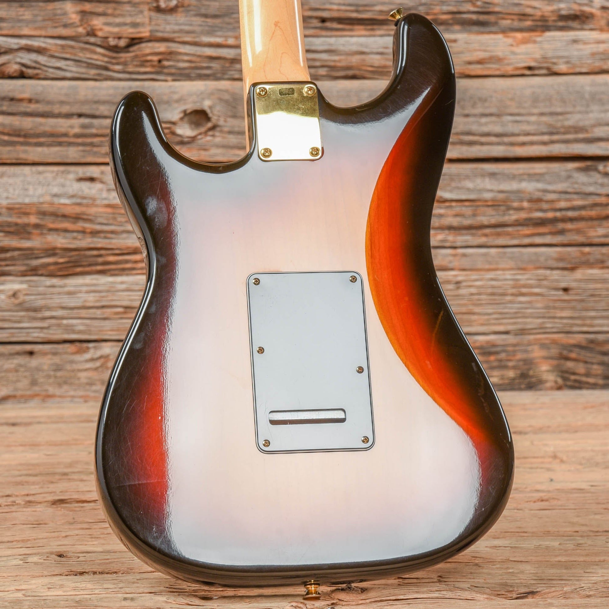 Fender Stevie Ray Vaughan Stratocaster Sunburst 2005 Electric Guitars / Solid Body