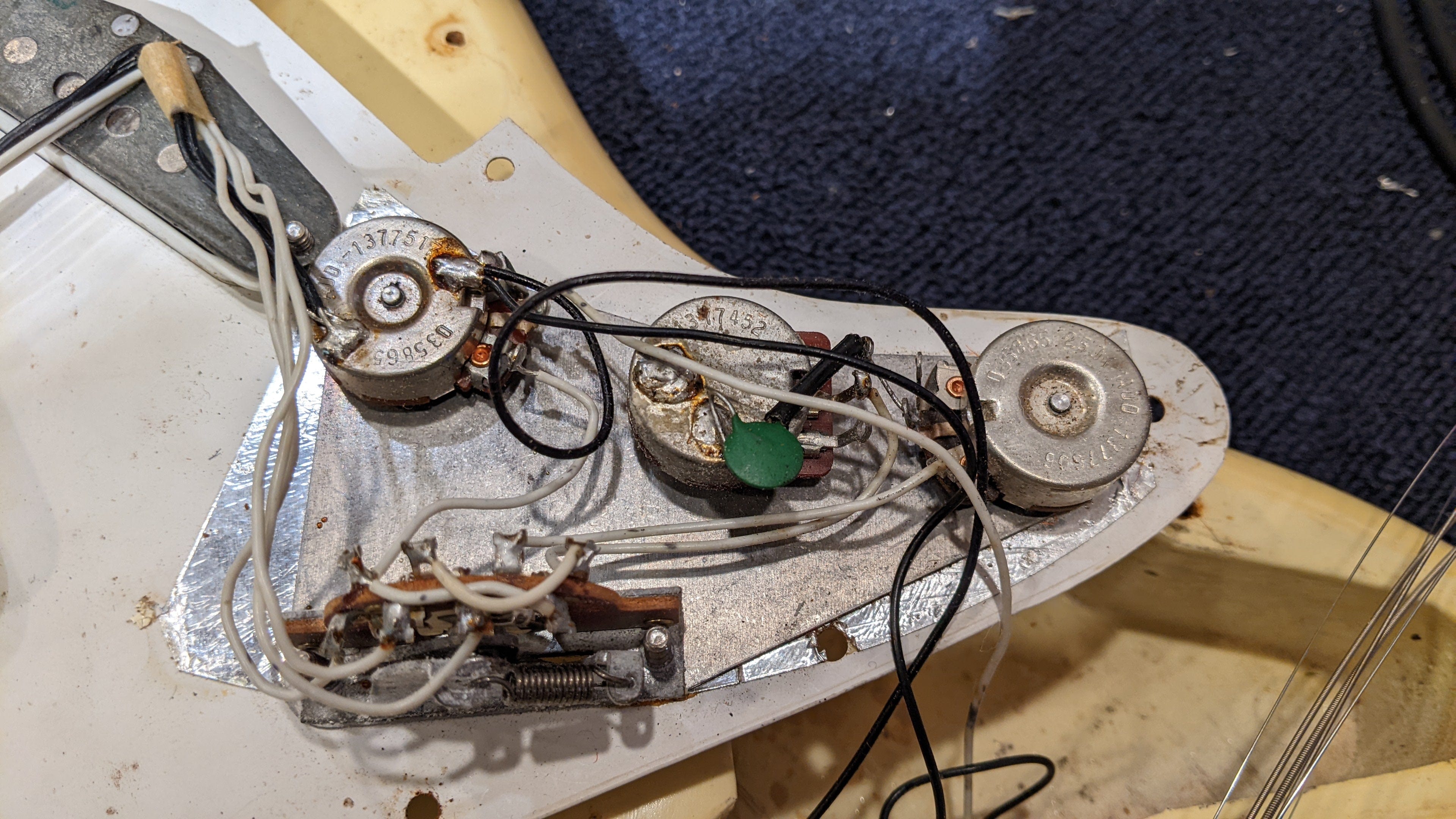 Fender Stratocaster Hardtail Olympic White 1976 Electric Guitars / Solid Body