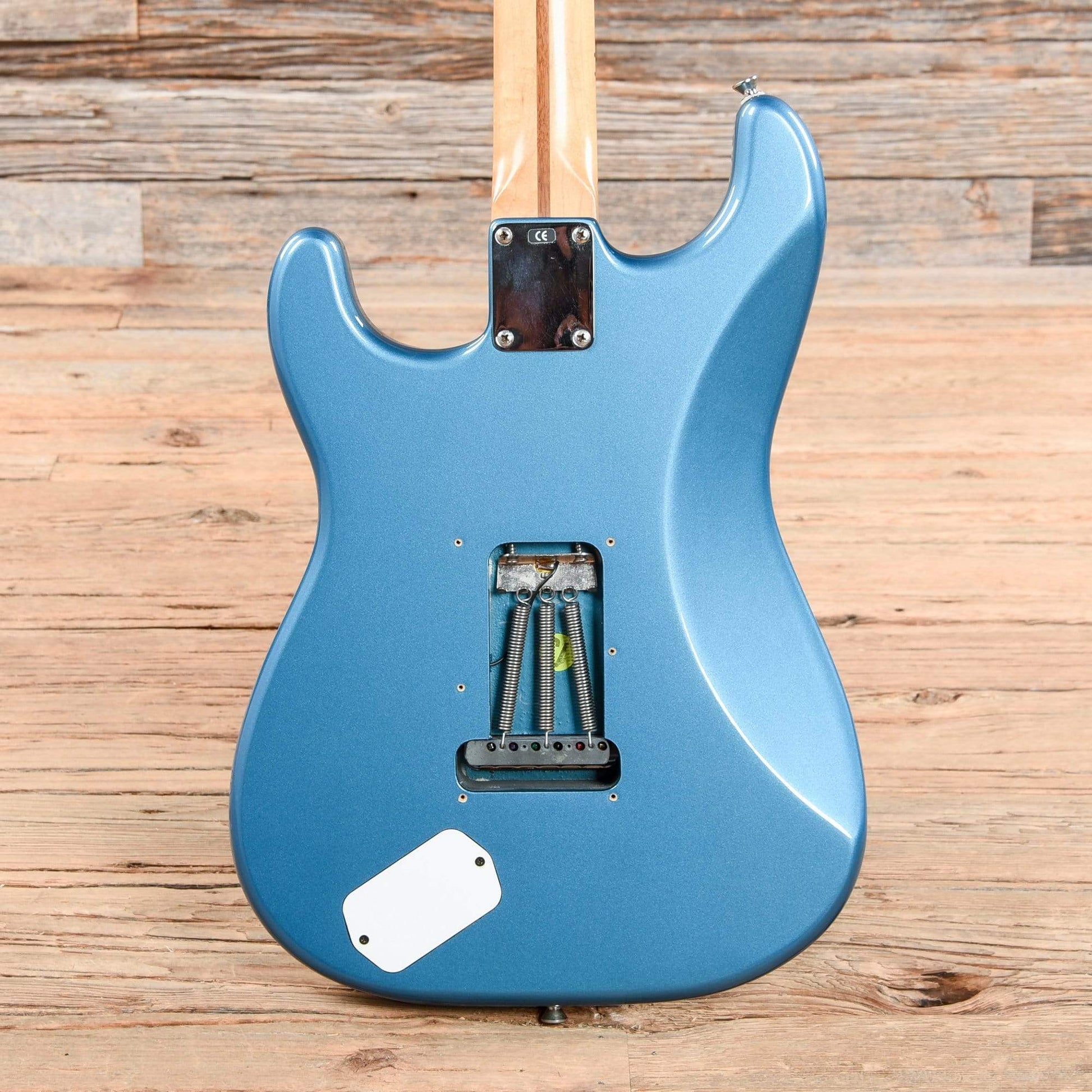 Fender Stratocaster Lake Placid Blue 2000 Electric Guitars / Solid Body