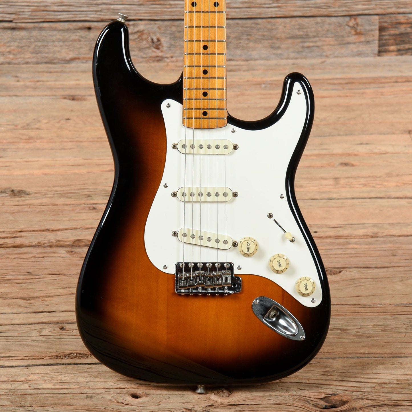 Fender Stratocaster MIJ Sunburst 1995 Electric Guitars / Solid Body