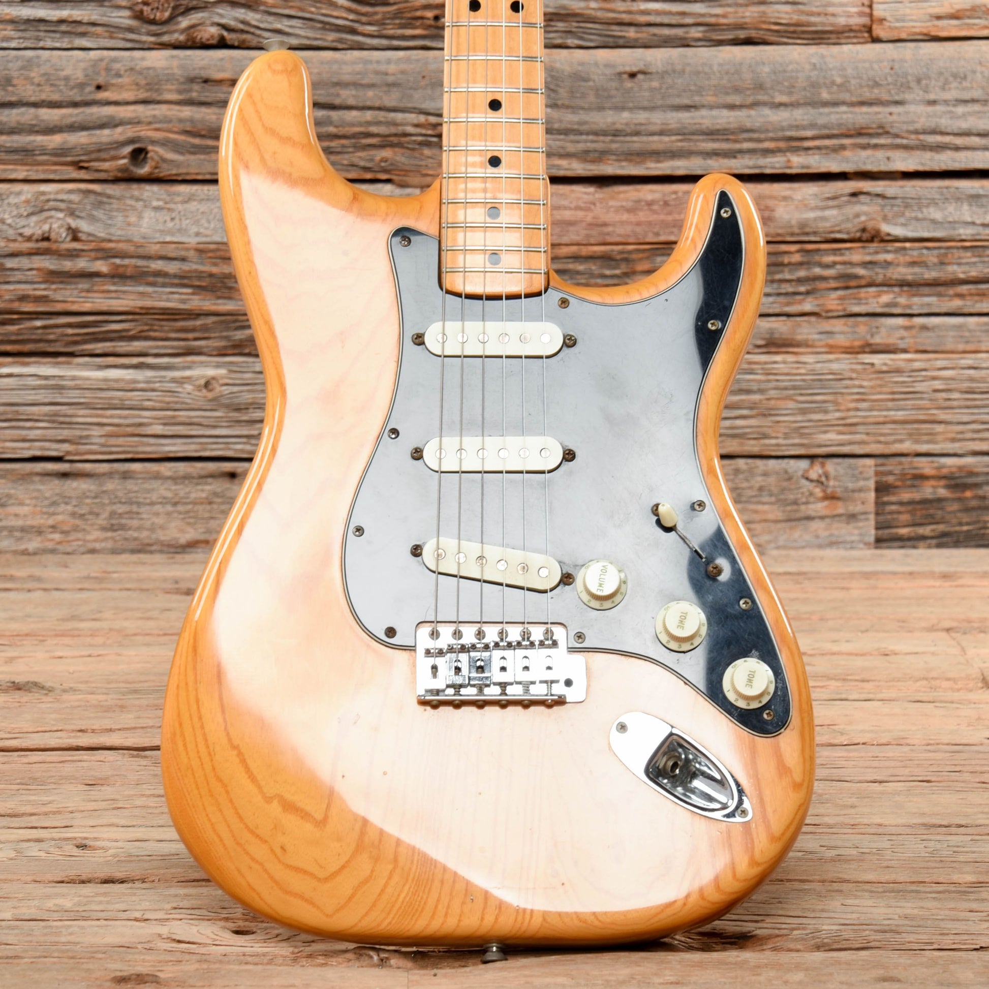 Fender Stratocaster Natural 1976 Electric Guitars / Solid Body