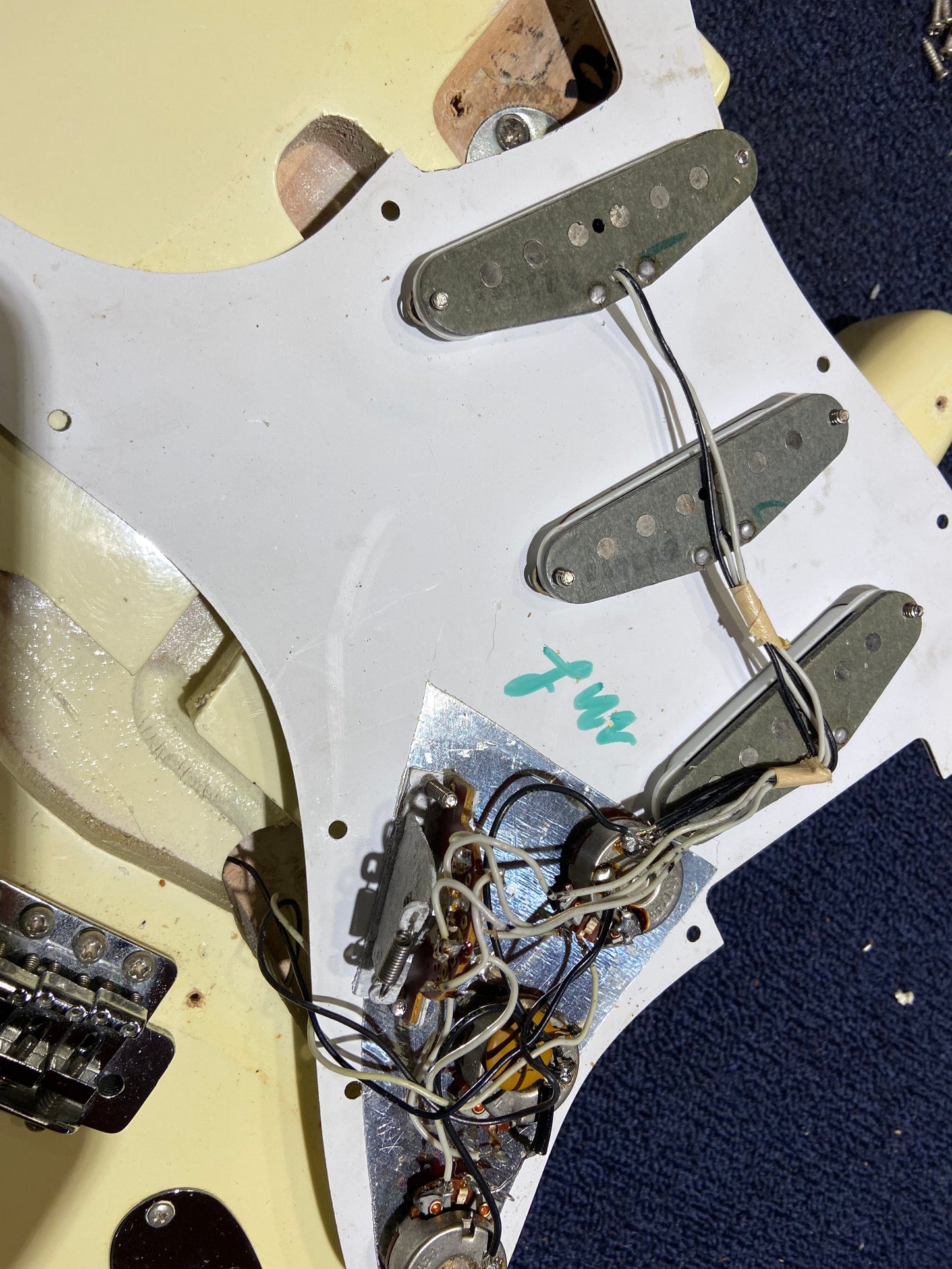 Fender Stratocaster Olympic White 1975 Electric Guitars / Solid Body