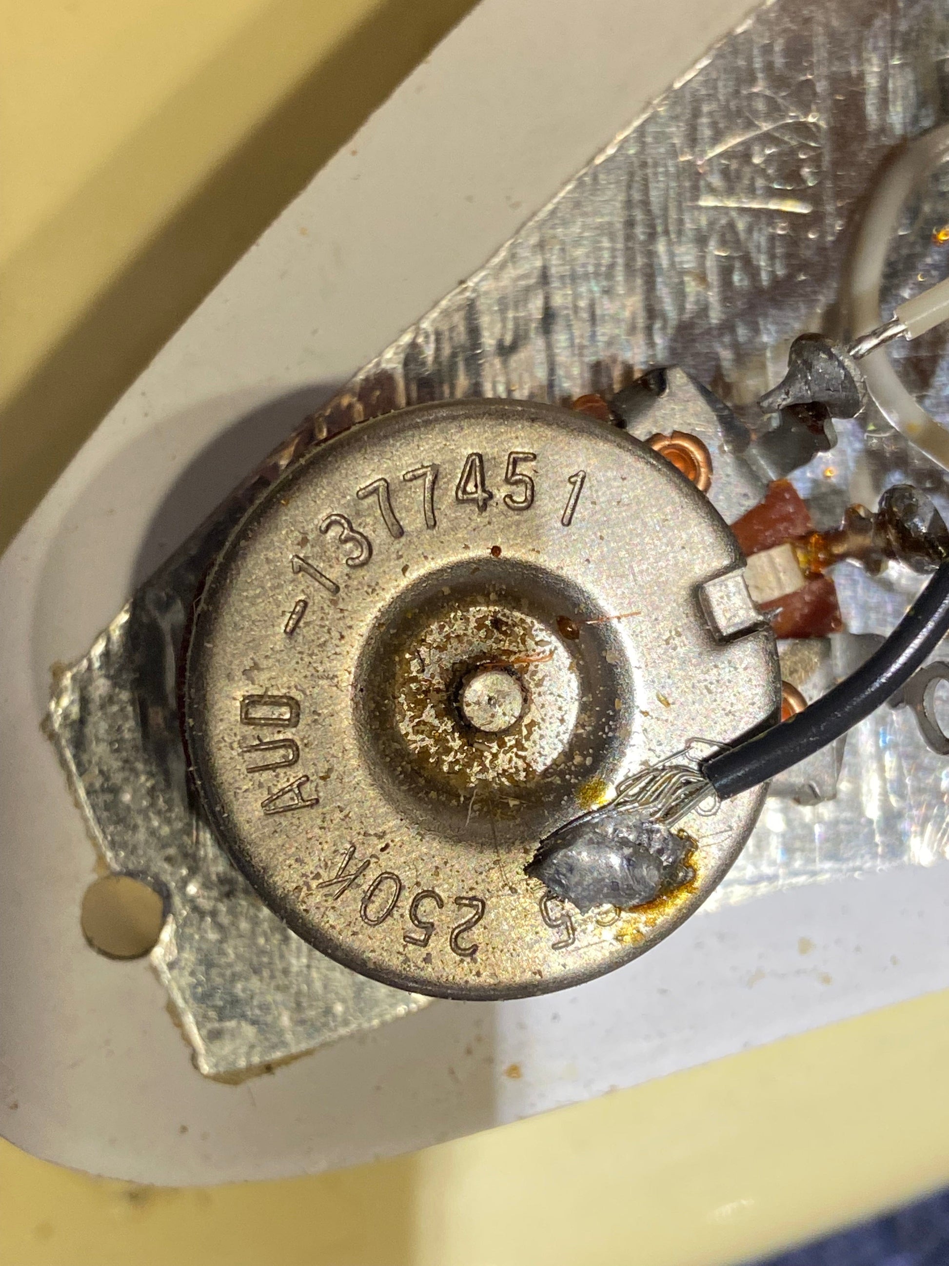 Fender Stratocaster Olympic White 1975 Electric Guitars / Solid Body