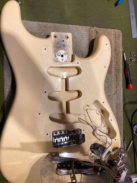 Fender Stratocaster Olympic White 1981 Electric Guitars / Solid Body