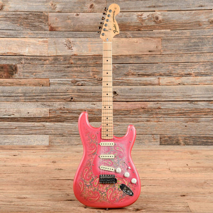 Fender Stratocaster Pink Paisley 1988 Electric Guitars / Solid Body