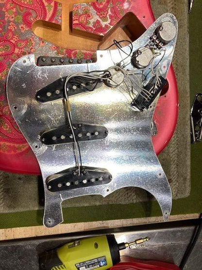 Fender Stratocaster Pink Paisley 1988 Electric Guitars / Solid Body