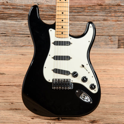 Fender Stratocaster ST-68 CIJ Black Electric Guitars / Solid Body