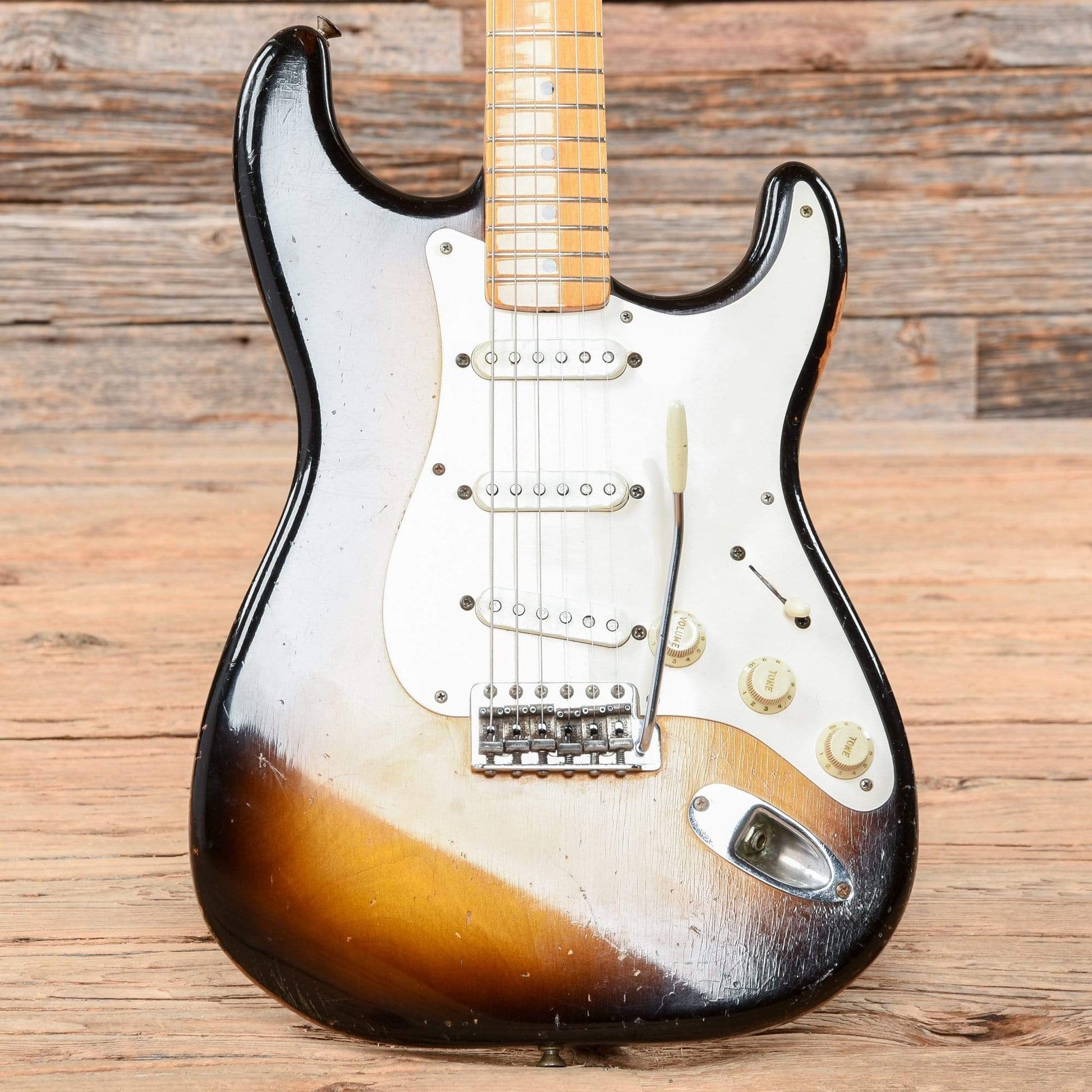 Fender Stratocaster Sunburst 1957 Electric Guitars / Solid Body