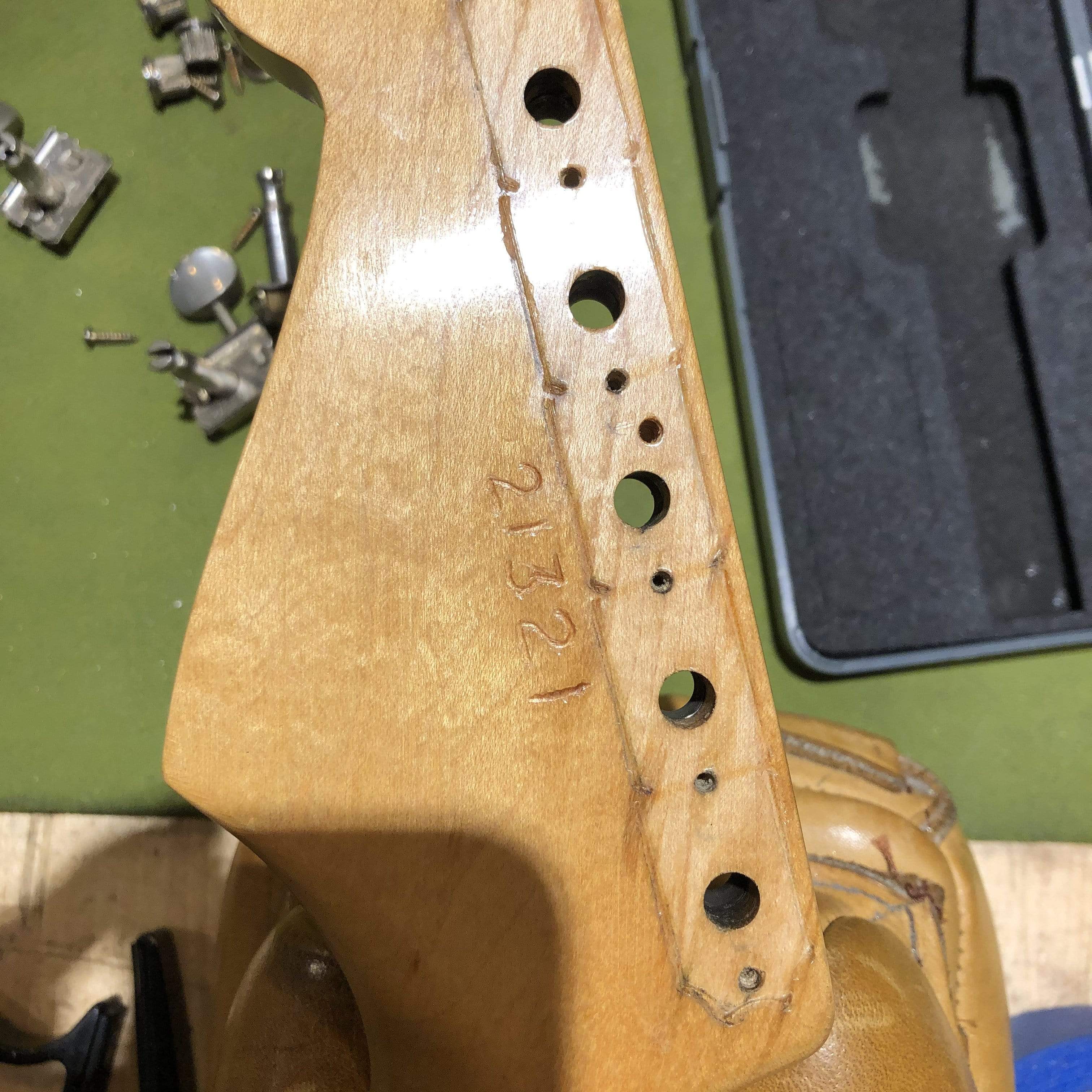 Fender Stratocaster Sunburst 1957 Electric Guitars / Solid Body