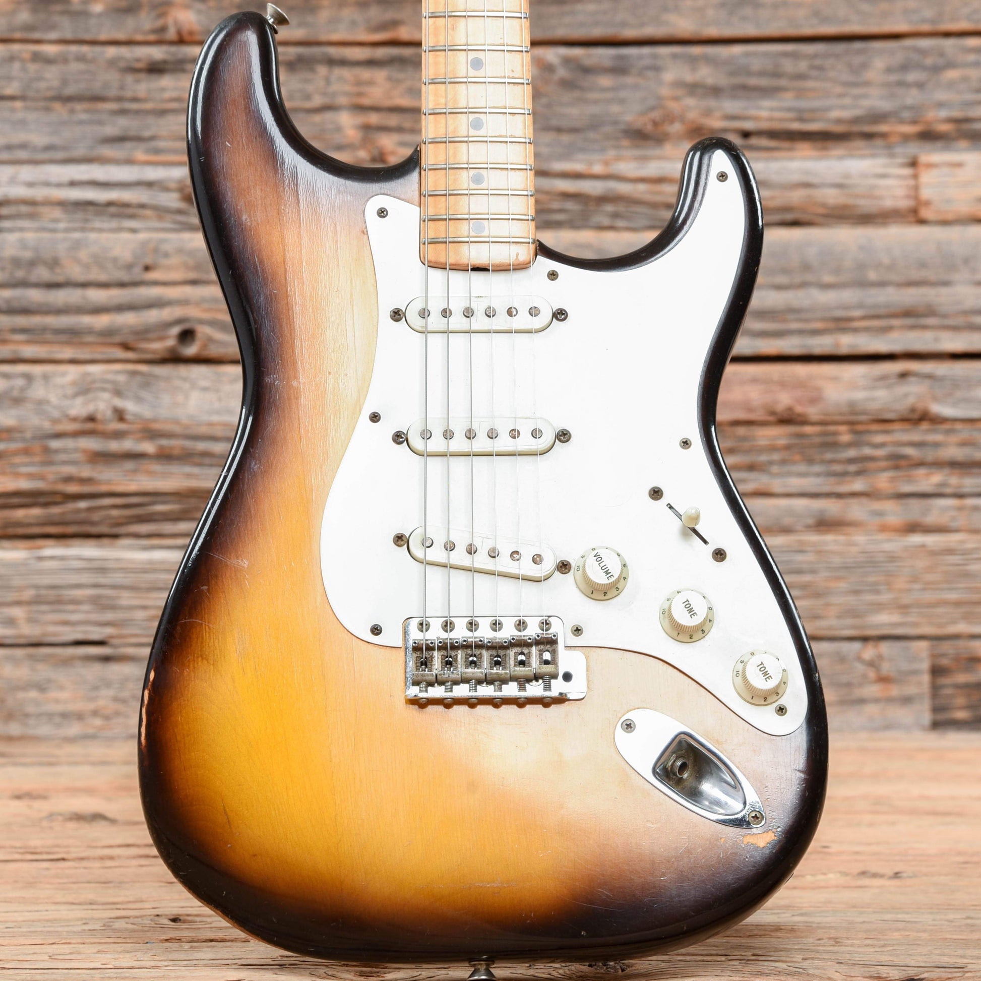 Fender Stratocaster Sunburst 1957 Electric Guitars / Solid Body