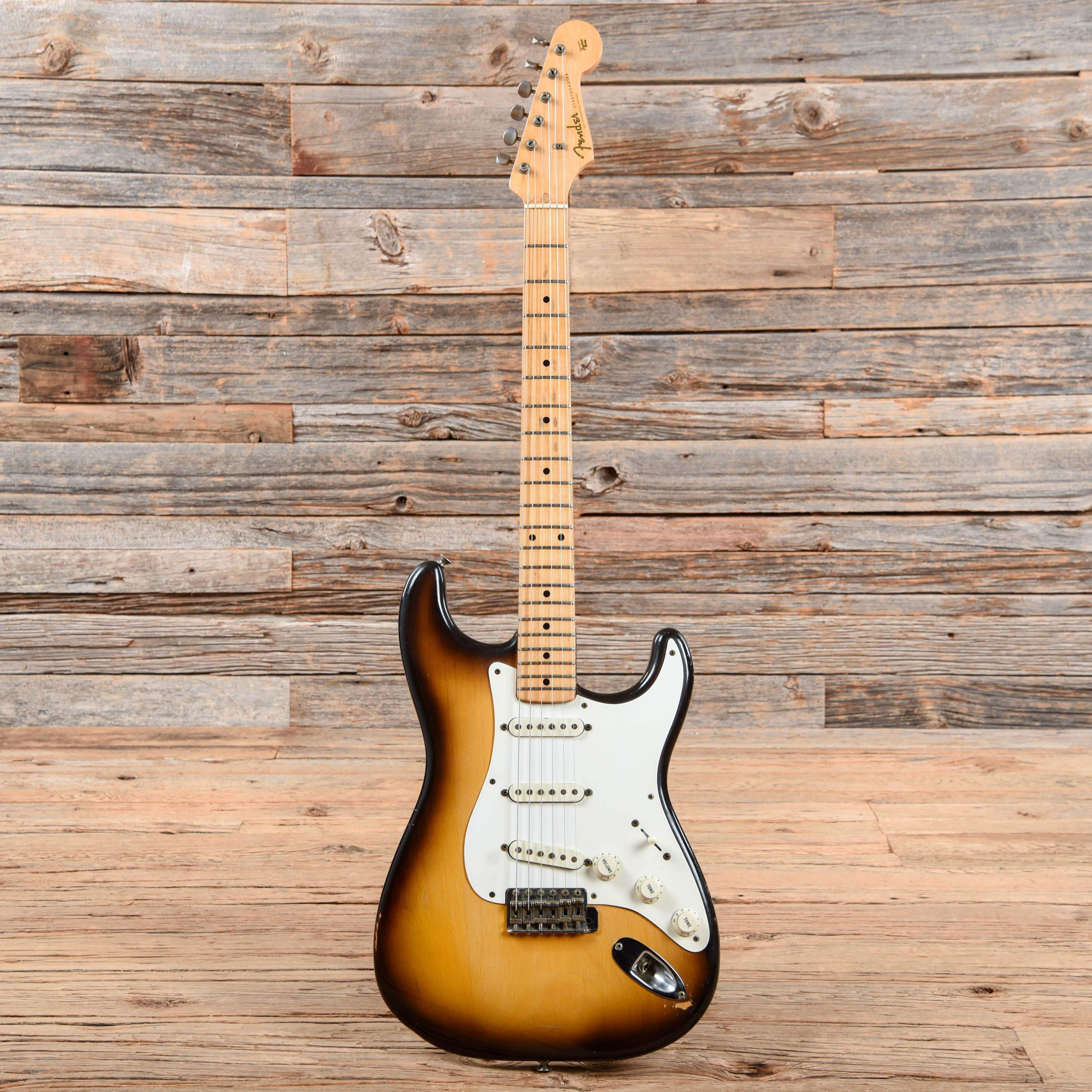 Fender Stratocaster Sunburst 1957 Electric Guitars / Solid Body