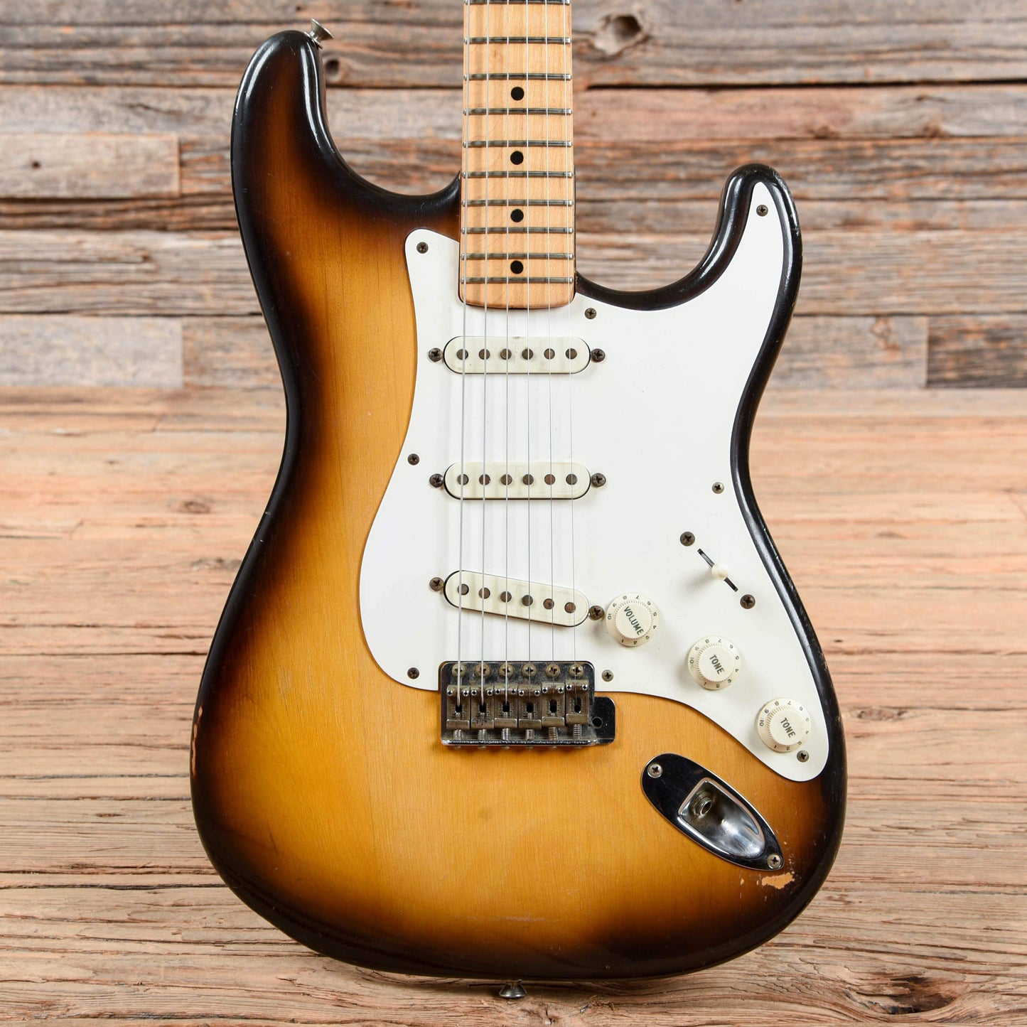 Fender Stratocaster Sunburst 1957 Electric Guitars / Solid Body