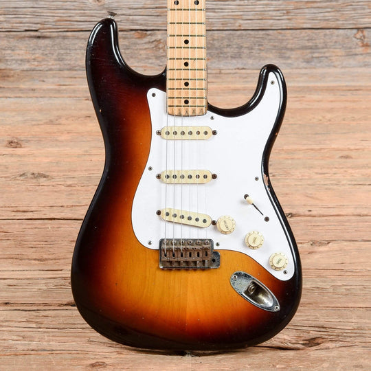 Fender Stratocaster Sunburst 1958 Electric Guitars / Solid Body