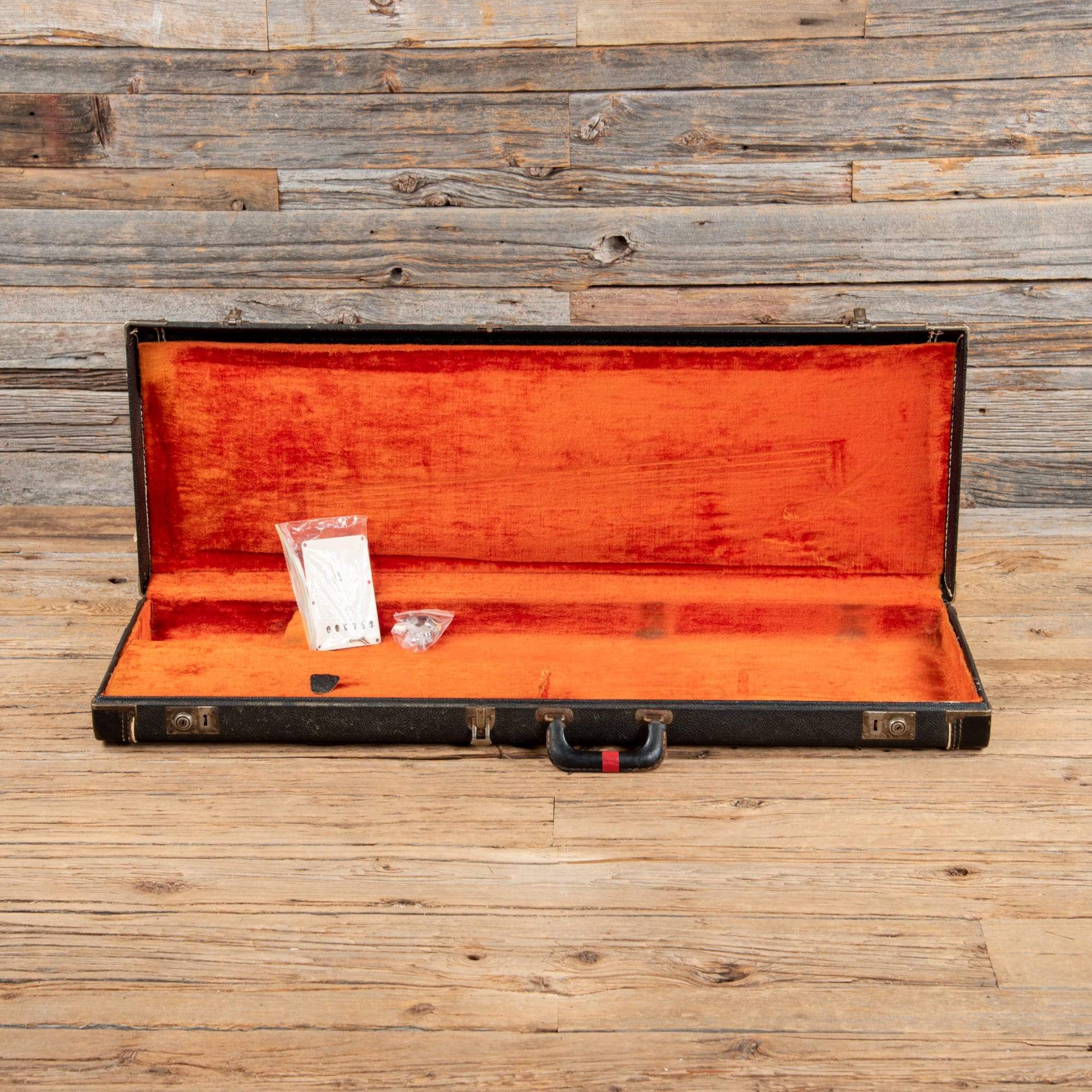 Fender Stratocaster Sunburst 1966 Electric Guitars / Solid Body