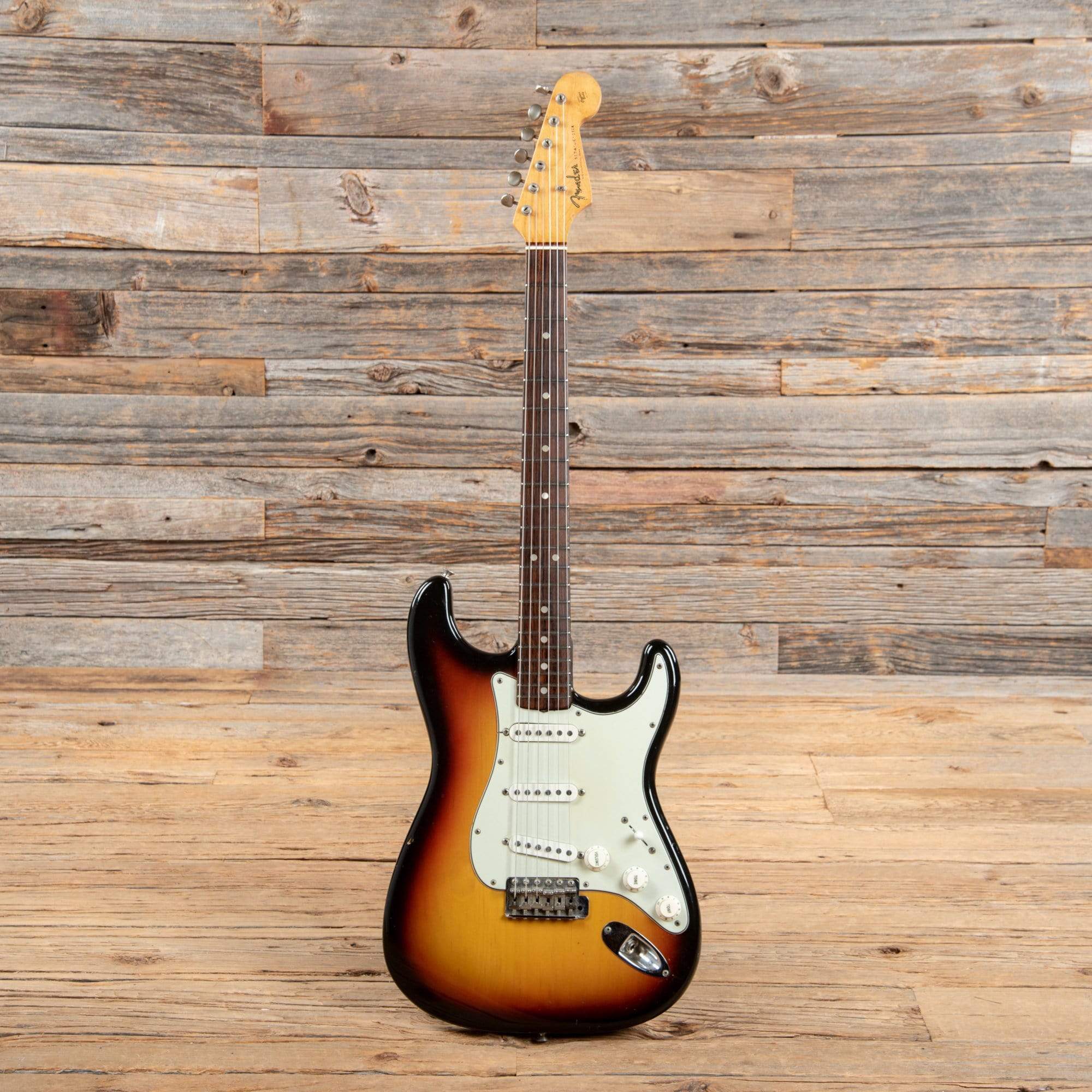 Fender Stratocaster Sunburst 1966 Electric Guitars / Solid Body