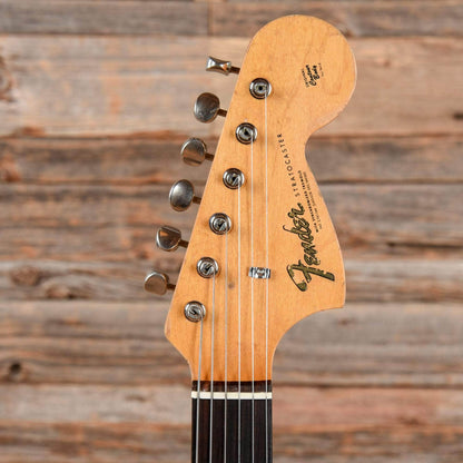 Fender Stratocaster Sunburst 1966 Electric Guitars / Solid Body