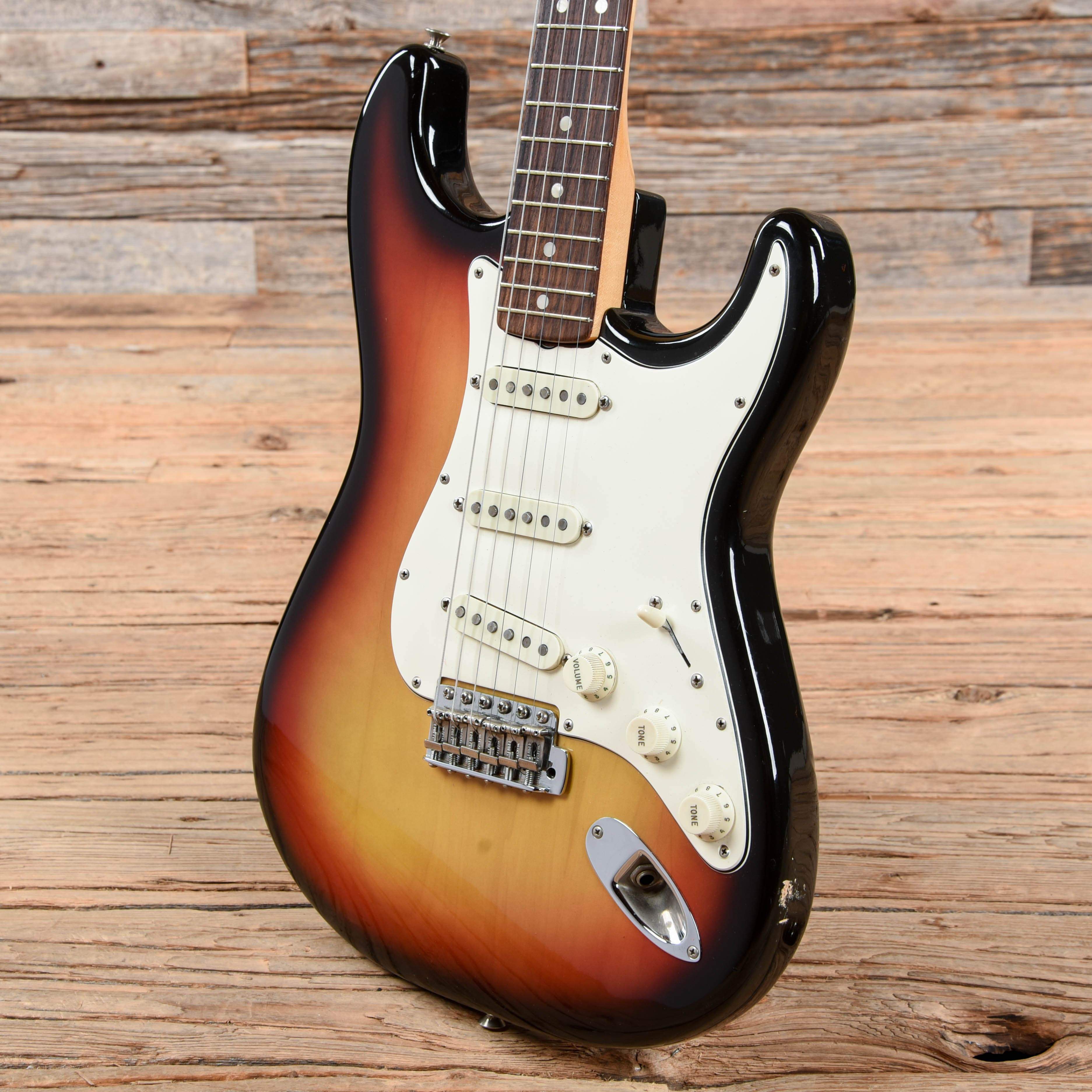 Fender Stratocaster Sunburst 1969 Electric Guitars / Solid Body