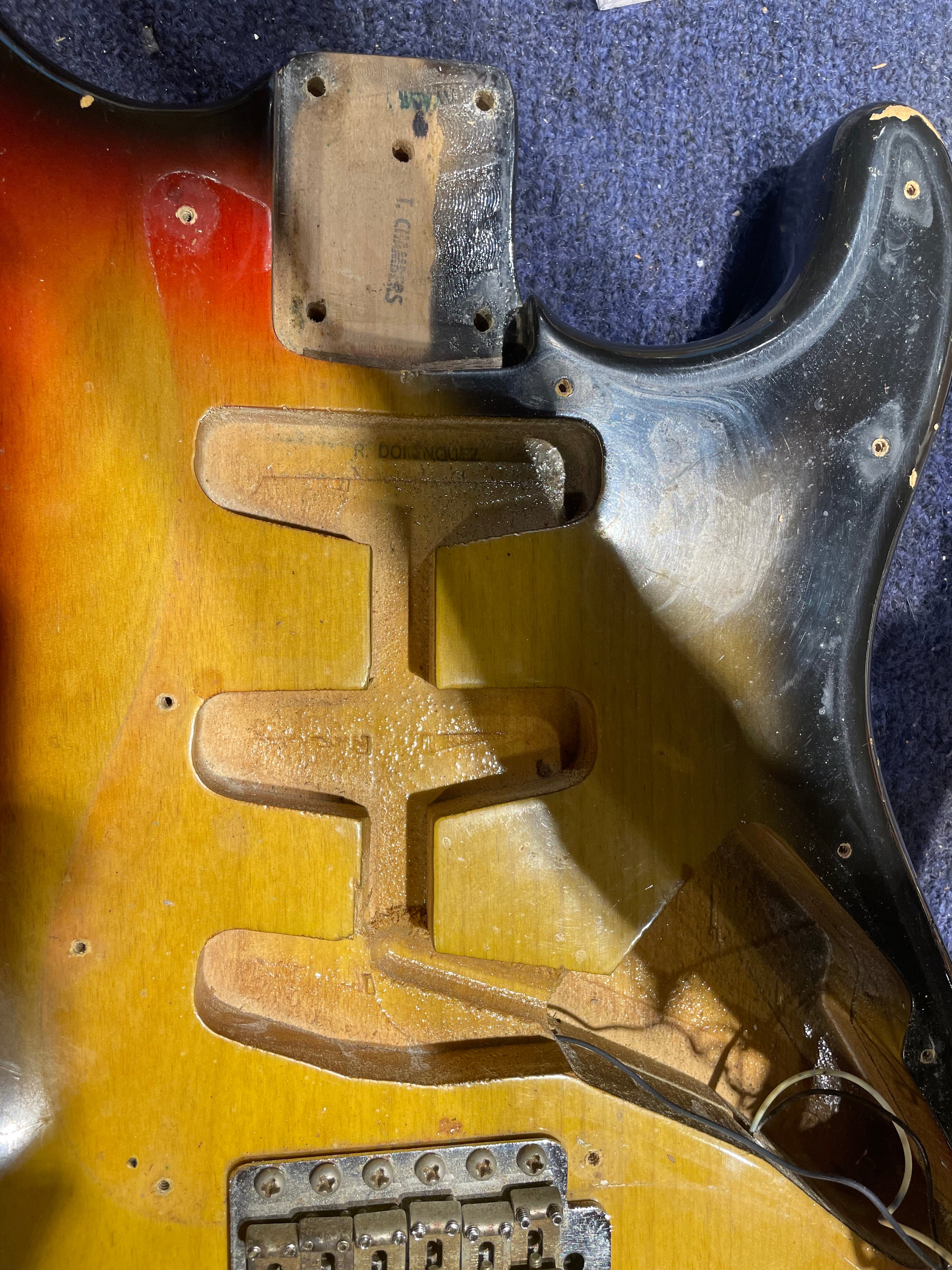 Fender Stratocaster Sunburst 1971 Electric Guitars / Solid Body