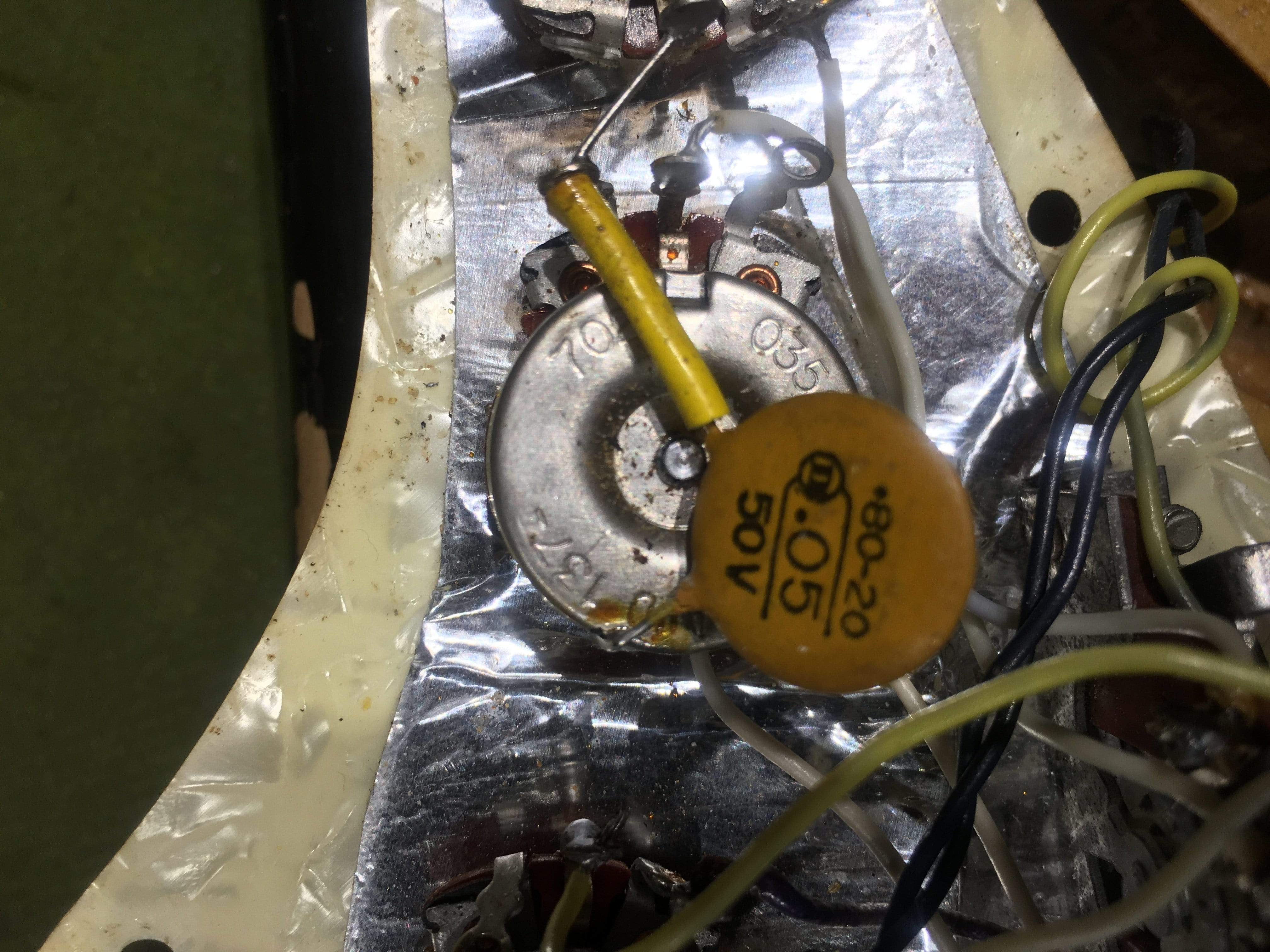 Fender Stratocaster Sunburst 1971 Electric Guitars / Solid Body