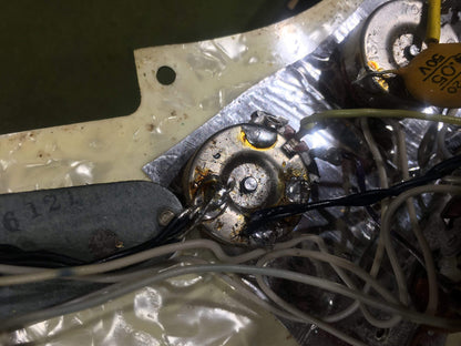 Fender Stratocaster Sunburst 1971 Electric Guitars / Solid Body