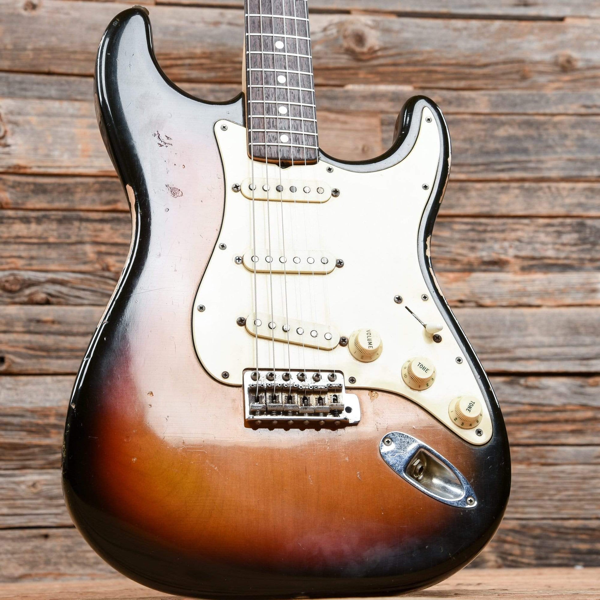 Fender Stratocaster Sunburst 1971 Electric Guitars / Solid Body