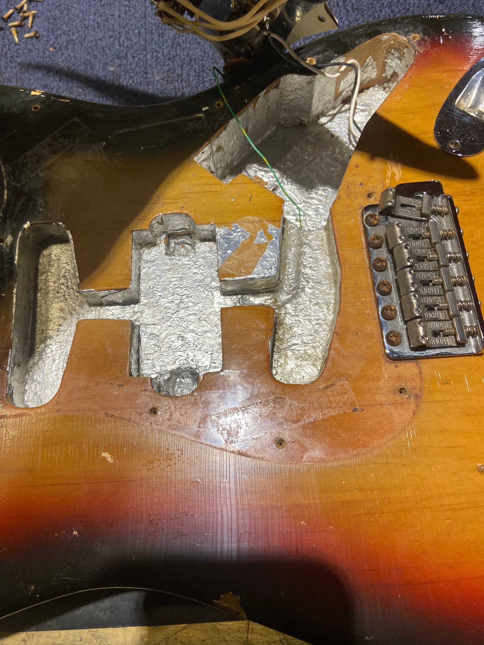 Fender Stratocaster Sunburst 1972 Electric Guitars / Solid Body