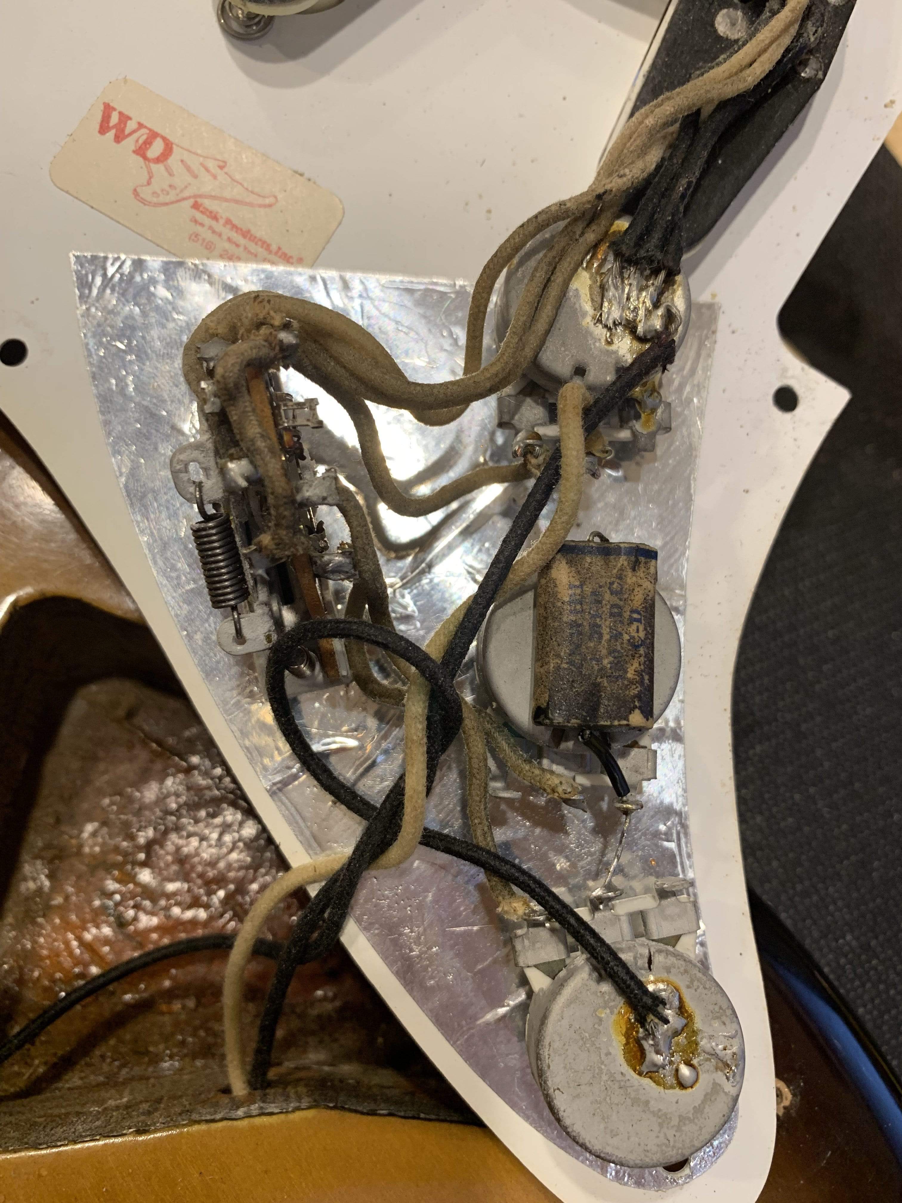 Fender Stratocaster Sunburst Refin 1959 Electric Guitars / Solid Body