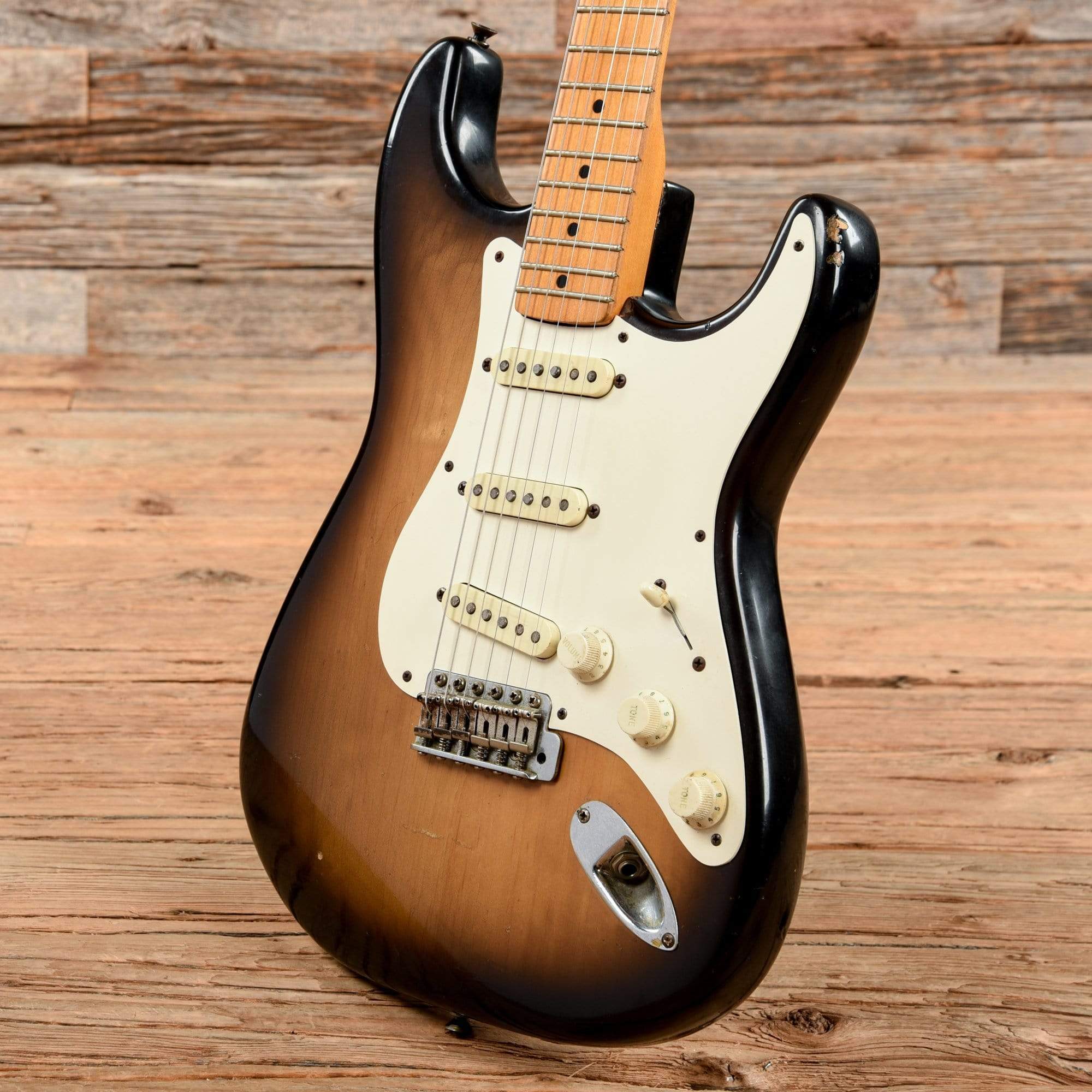 Fender Stratocaster Sunburst Refin 1959 Electric Guitars / Solid Body