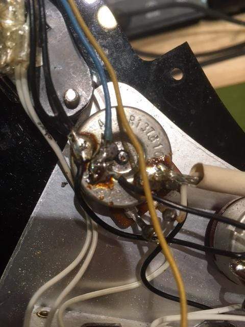 Fender Stratocaster Transparent Red 1981 Electric Guitars / Solid Body