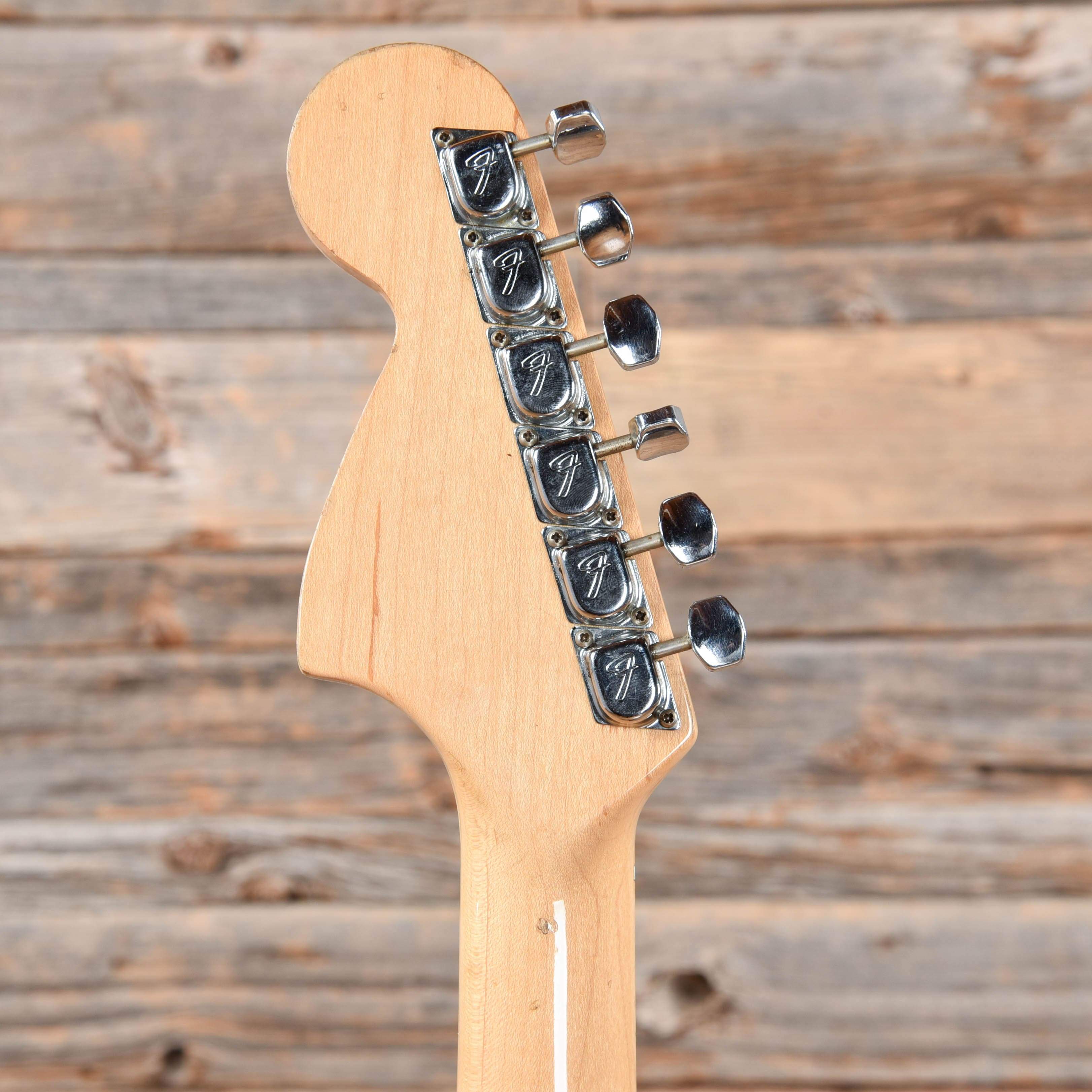 Fender Stratocaster Walnut 1975 Electric Guitars / Solid Body