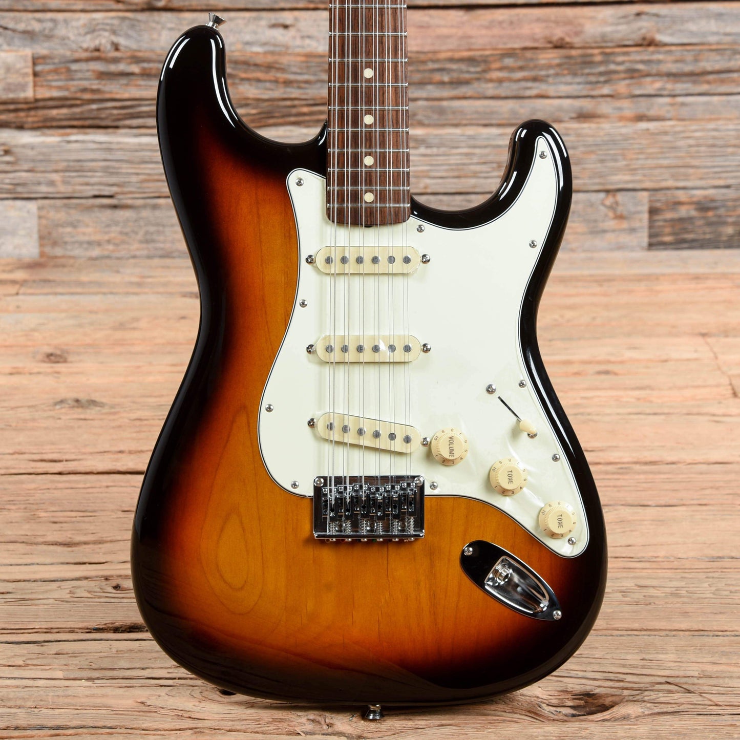 Fender Stratocaster XII Sunburst 2008 Electric Guitars / Solid Body