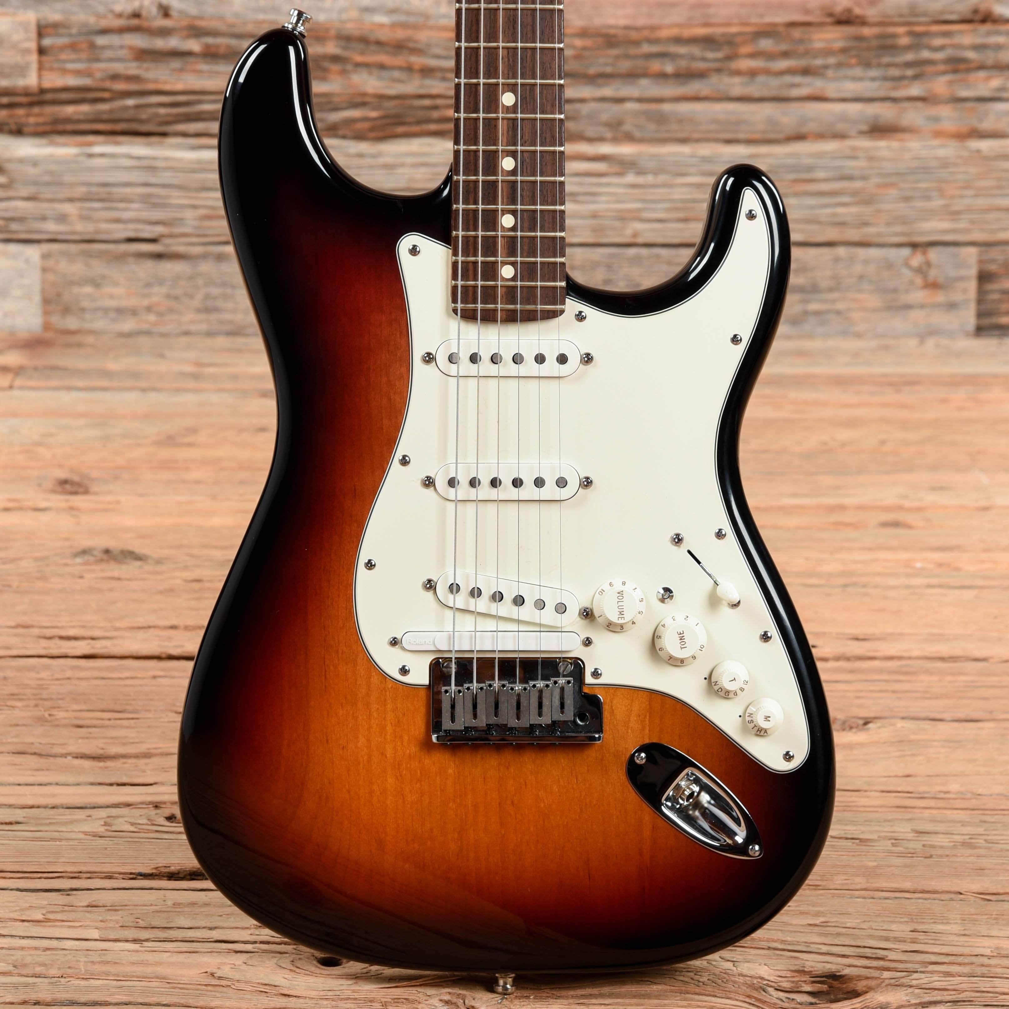 Fender VG Stratocaster Sunburst 2007 Electric Guitars / Solid Body