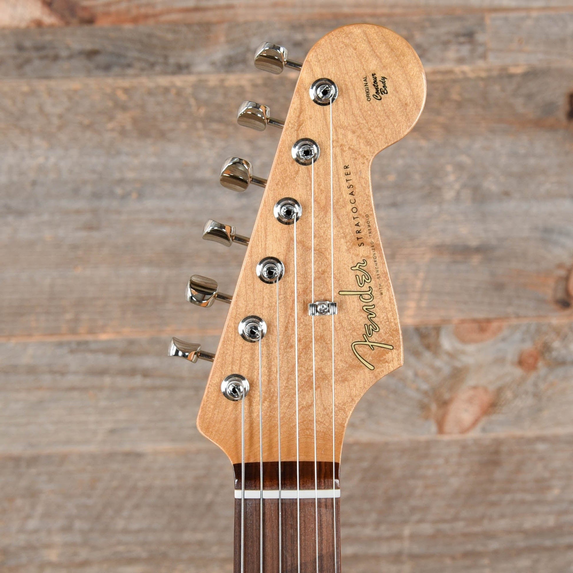 Fender Vintera '60s Stratocaster 3-Tone Sunburst Electric Guitars / Solid Body