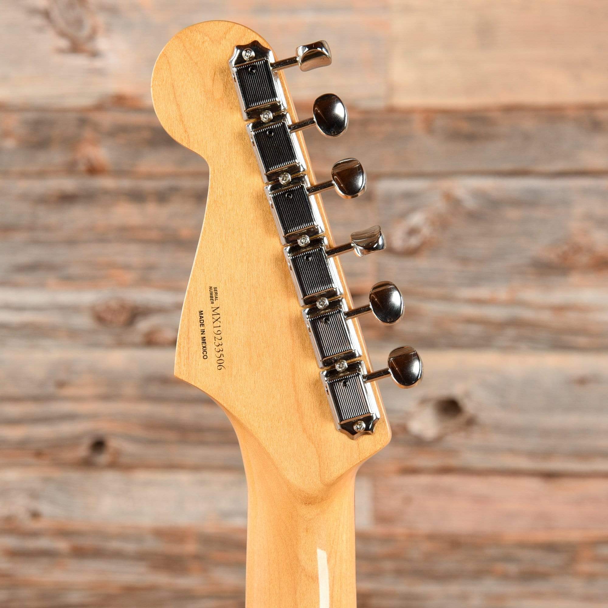 Fender Vintera '60s Stratocaster Sunburst 2020 Electric Guitars / Solid Body