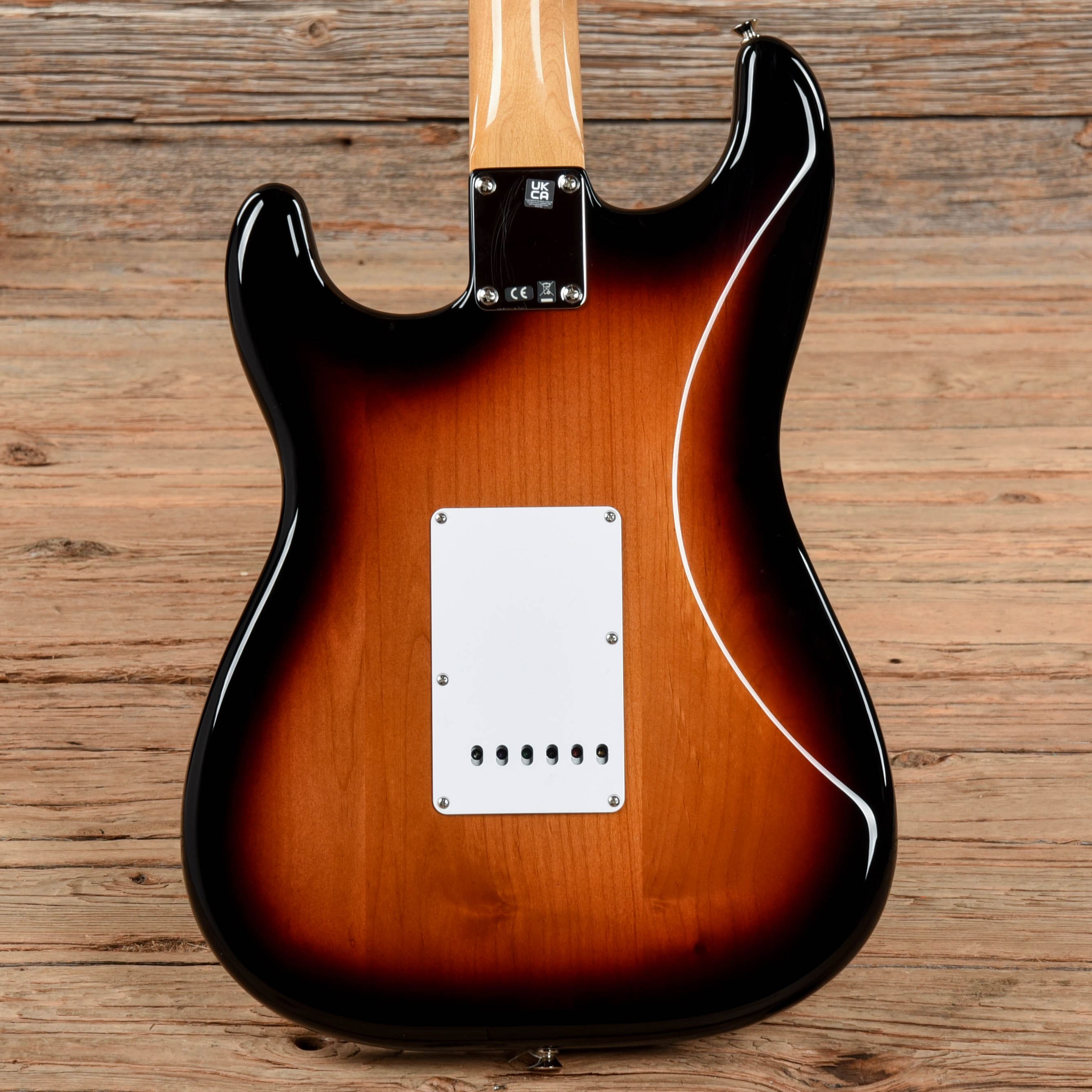 Fender Vintera '60s Stratocaster Sunburst Electric Guitars / Solid Body