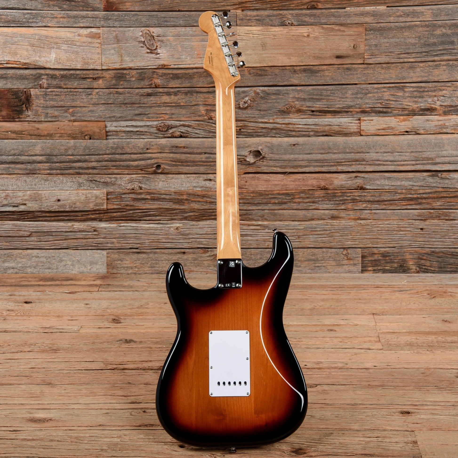 Fender Vintera '60s Stratocaster Sunburst Electric Guitars / Solid Body