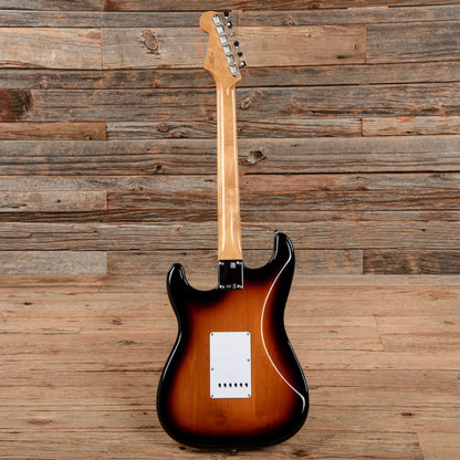 Fender Vintera '60s Stratocaster Sunburst Electric Guitars / Solid Body