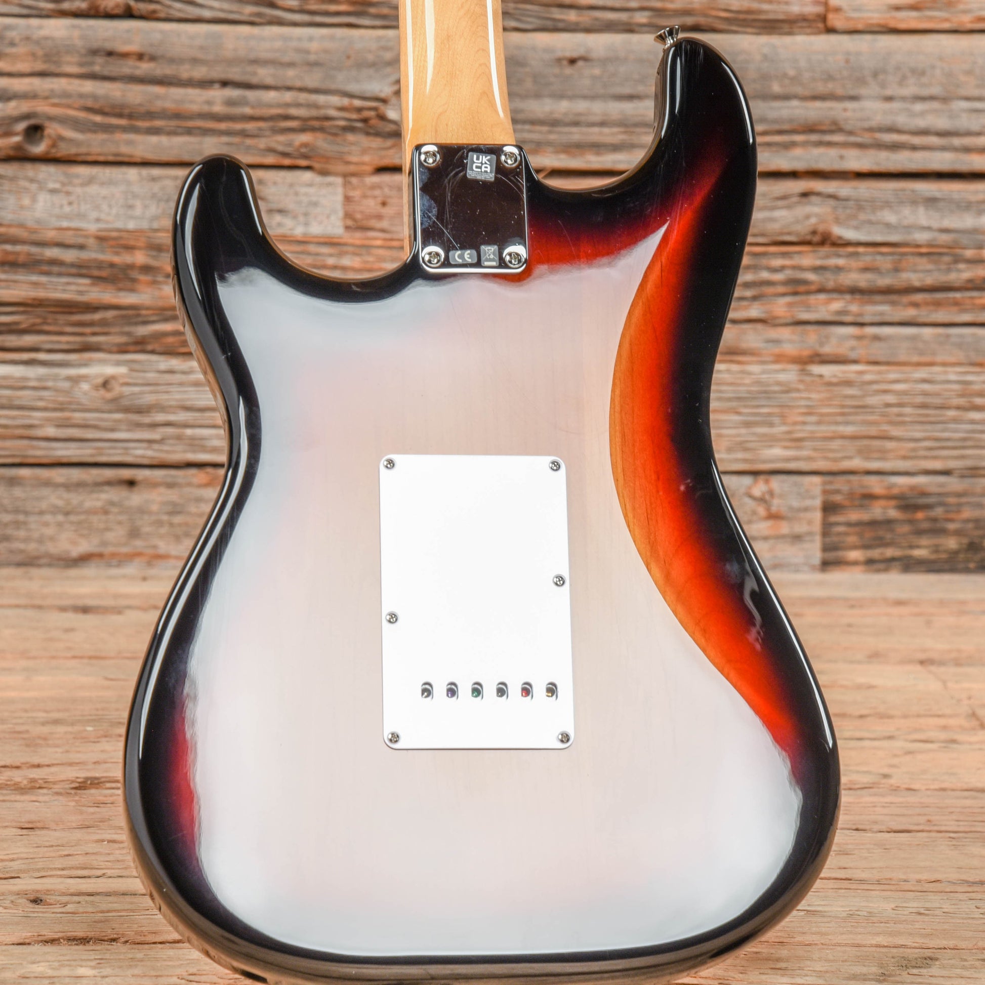 Fender Vintera '60s Stratocaster Sunburst Electric Guitars / Solid Body