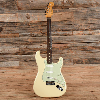 Fender Vintera II '60s Stratocaster Olympic White 2023 Electric Guitars / Solid Body
