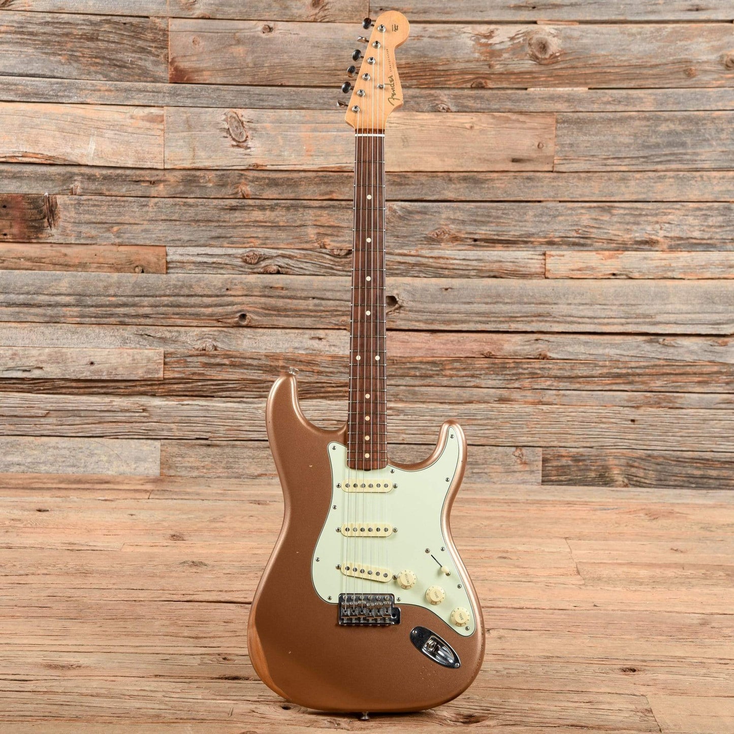Fender Vintera Road Worn '60s Stratocaster Firemist Gold 2020 Electric Guitars / Solid Body