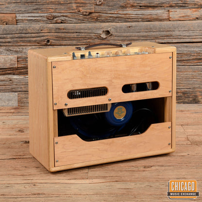 Fender 1x12 12W Carving Board Deluxe Amp