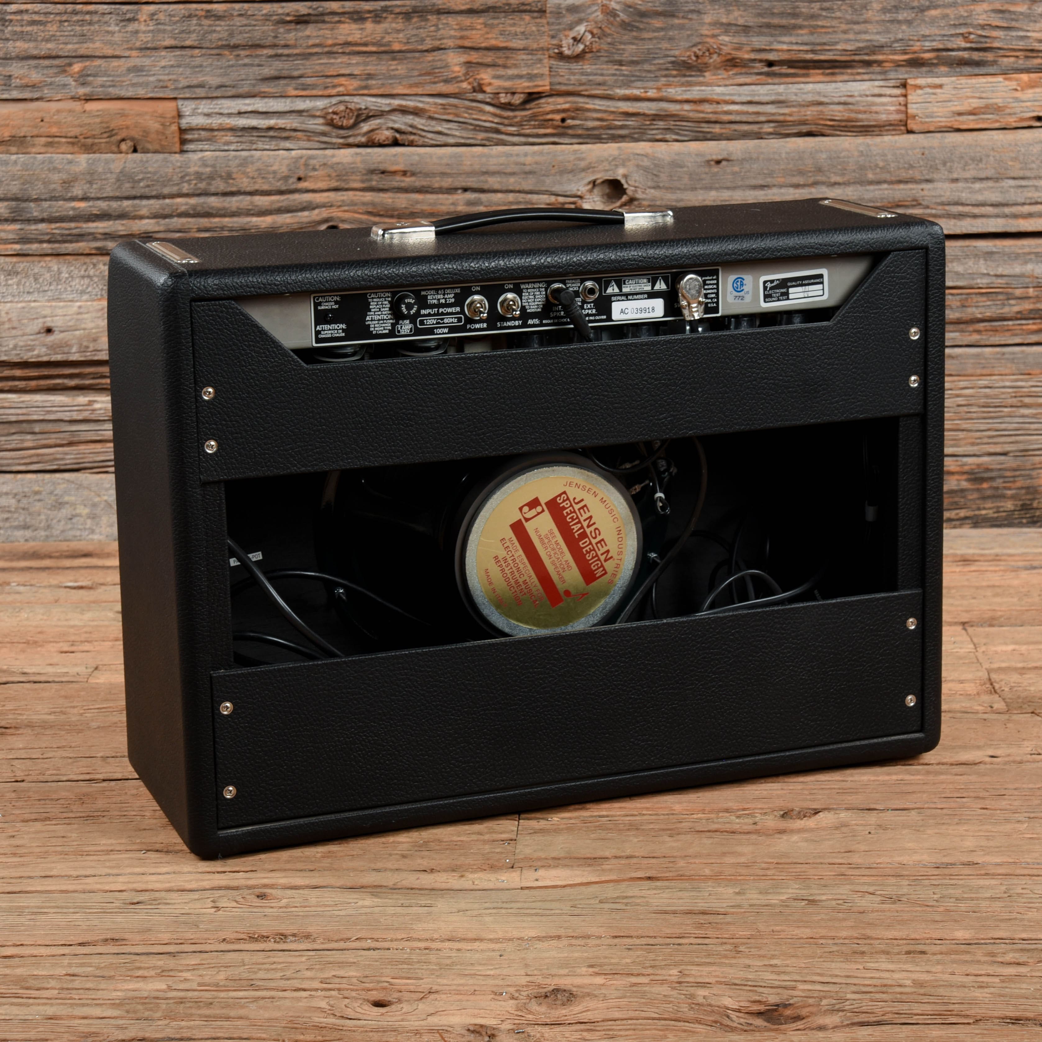 Fender '65 Deluxe Reverb Reissue 22-Watt 1x12